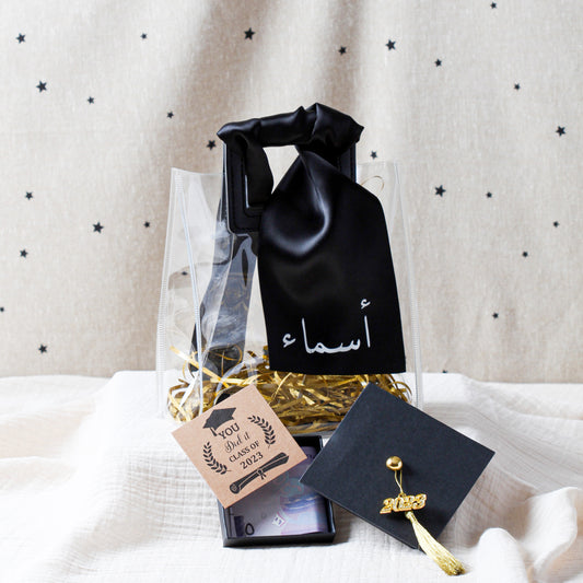 Graduation Money Gift Bag with Customized ribbon